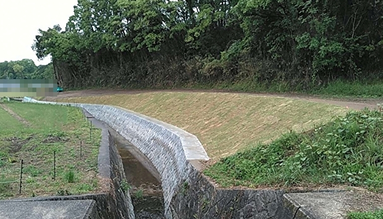 桧前川　護岸工事